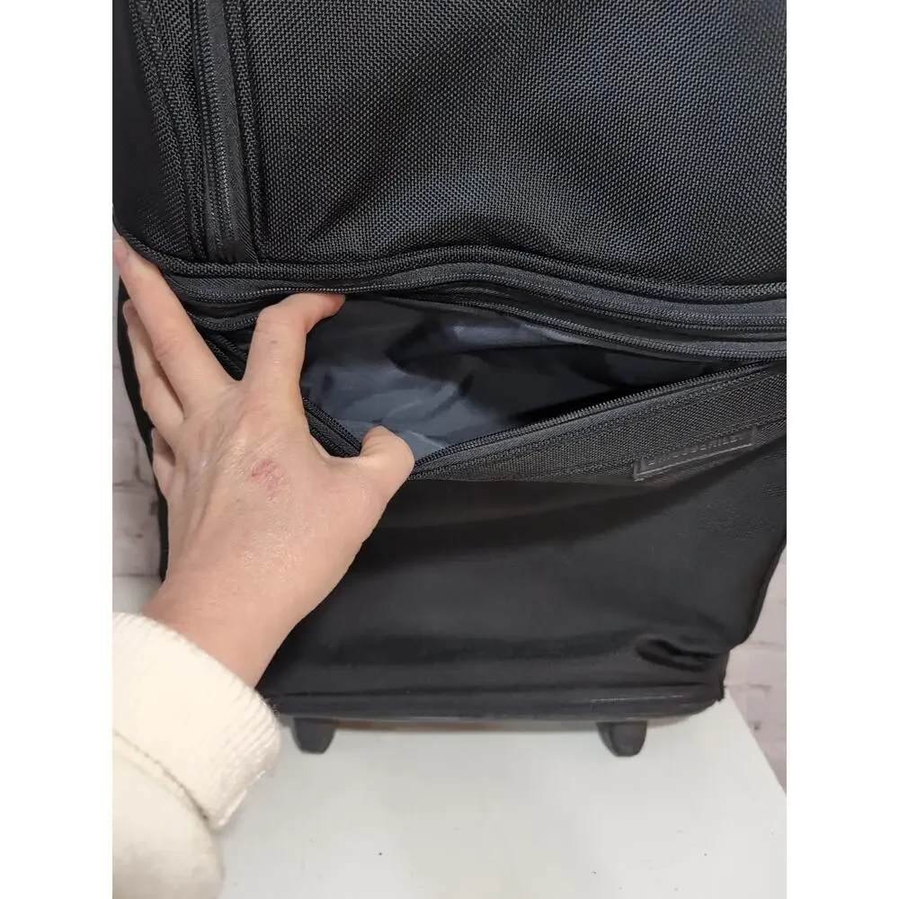 Briggs & Riley Baseline 22.5” Carry On Rolling Luggage 2 Wheel Black Ballistic - Picture 5 of 16